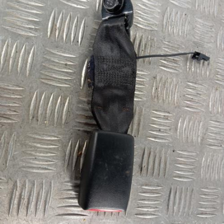 Attache ceinture arriere droit RENAULT CAPTUR 1