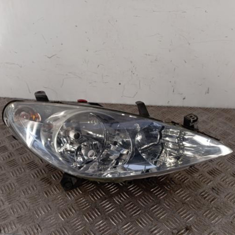 Optique avant principal droit (feux)(phare) PEUGEOT 307