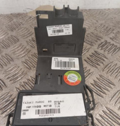 Porte fusible PEUGEOT PARTNER 2 Photo n°3