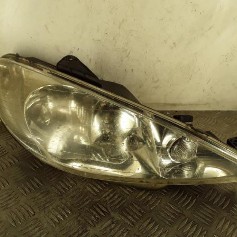Optique avant principal droit (feux)(phare) PEUGEOT 206