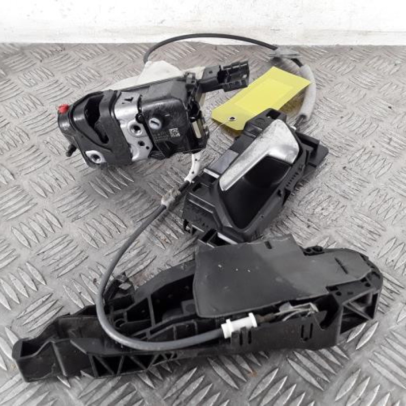 Serrure arriere gauche PEUGEOT 3008 2 Serrure arriere gauche PEUGEOT 3008 2