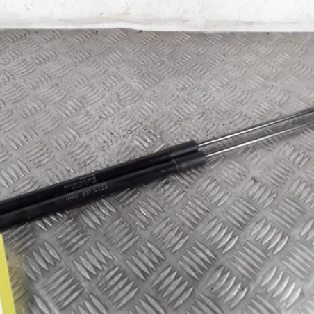 Verin de coffre PEUGEOT 3008 2