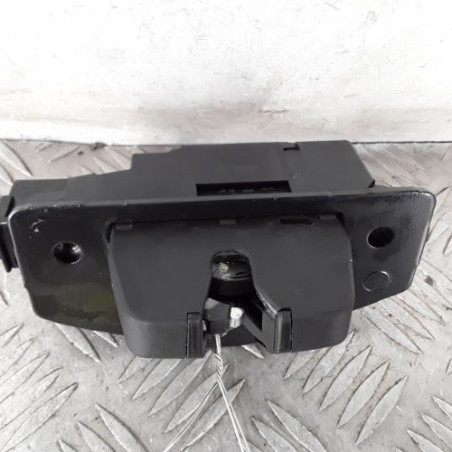 Serrure de hayon PEUGEOT 3008 2 Photo n°1