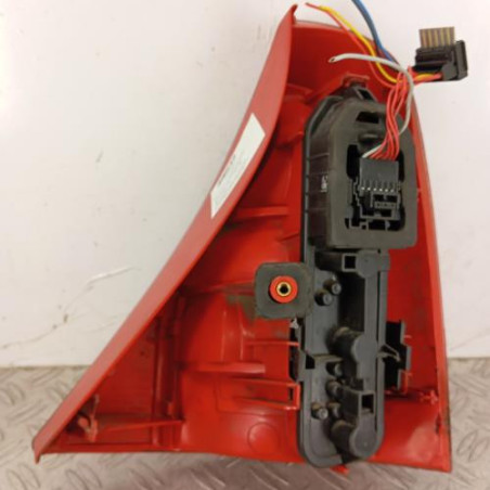 Feu arriere principal gauche (feux) RENAULT CLIO 2