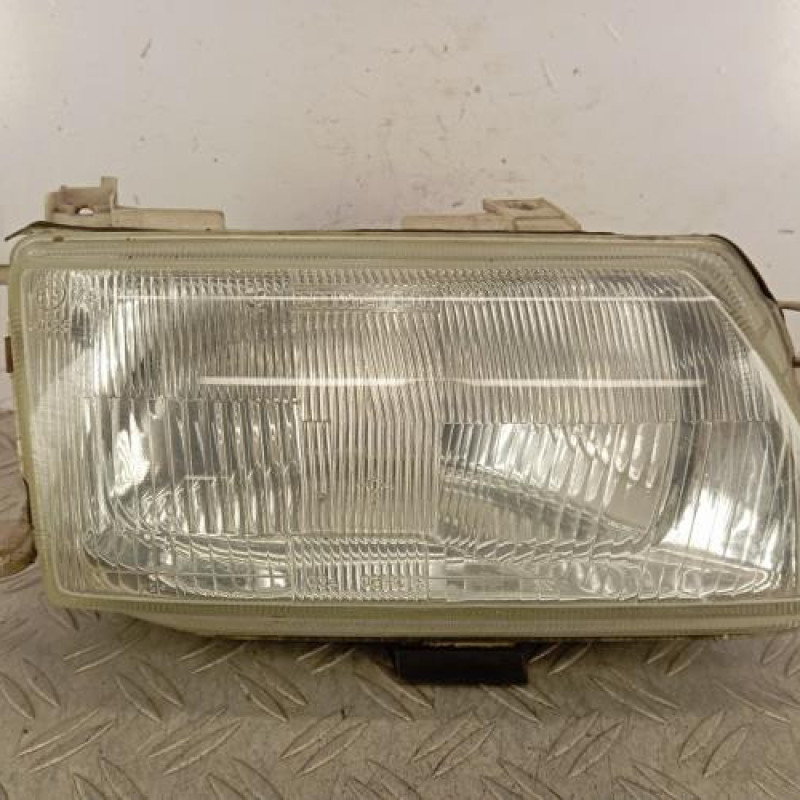 Optique avant principal droit (feux)(phare) OPEL ASTRA F