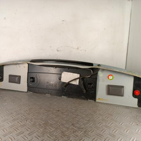 Feu arriere stop central RENAULT CLIO 2