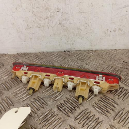 Feu arriere stop central PEUGEOT 207