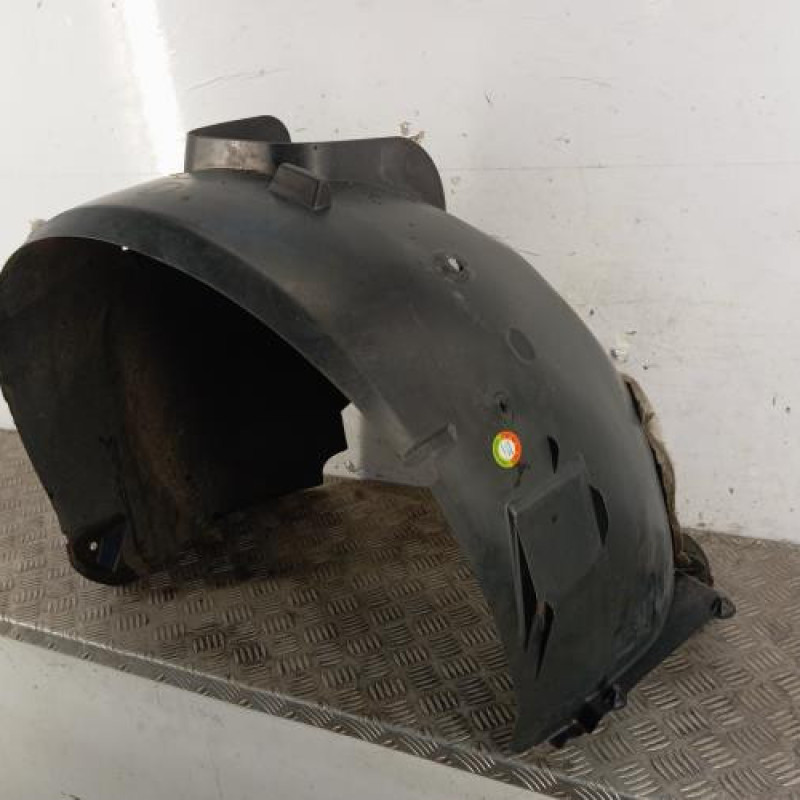 Pare boue avant droit PEUGEOT 308 1