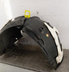 Pare boue avant droit RENAULT MEGANE 3 Photo n°1