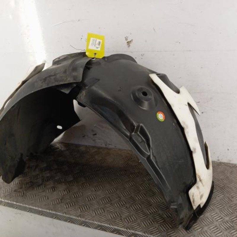 Pare boue avant droit RENAULT MEGANE 3