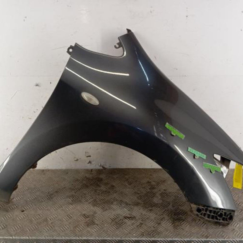 Aile avant droit TOYOTA AURIS 1