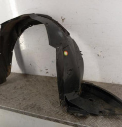 Pare boue avant gauche TOYOTA AURIS 1 Photo n°1