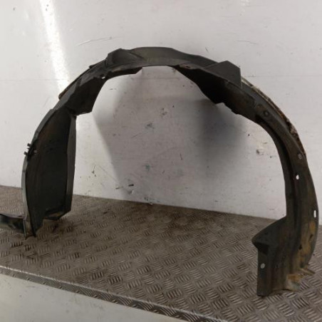 Pare boue avant gauche TOYOTA AURIS 1