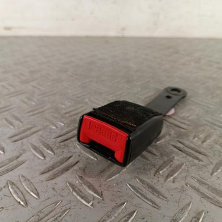 Attache ceinture avant droit PEUGEOT 206