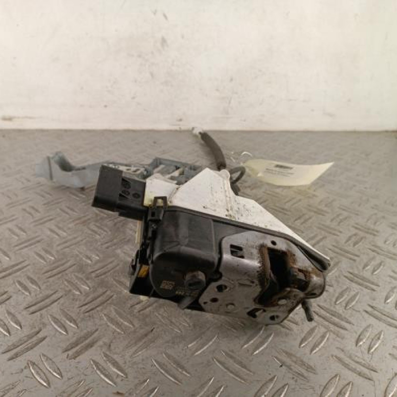 Serrure avant droit CITROEN C3 2