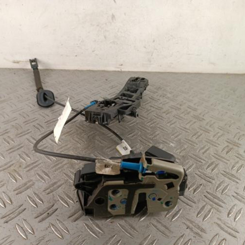 Serrure avant droit FORD ECOSPORT Serrure avant droit FORD ECOSPORT