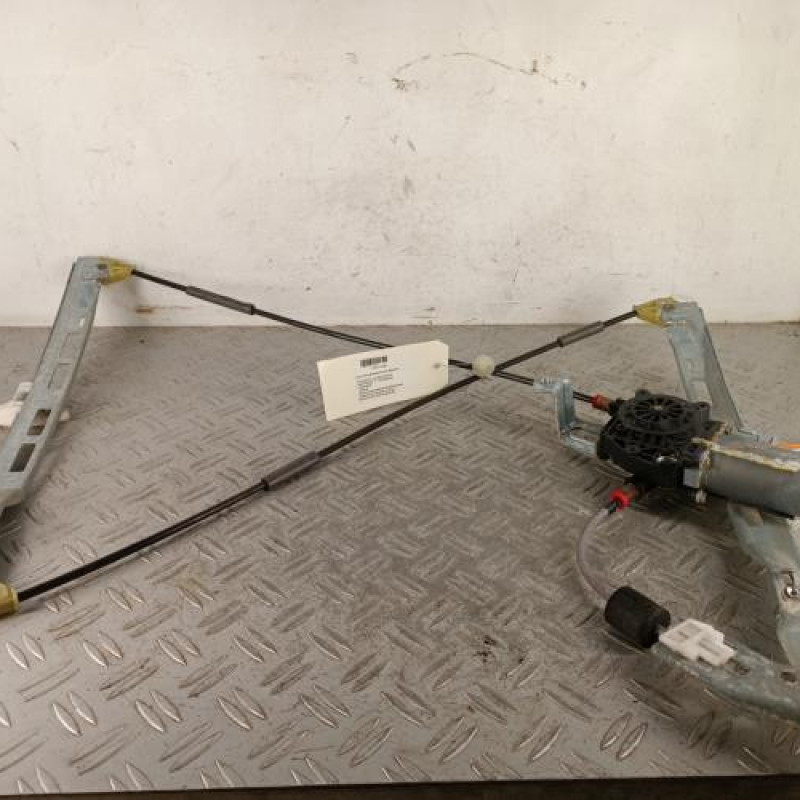 Leve vitre electrique avant gauche PEUGEOT 206
