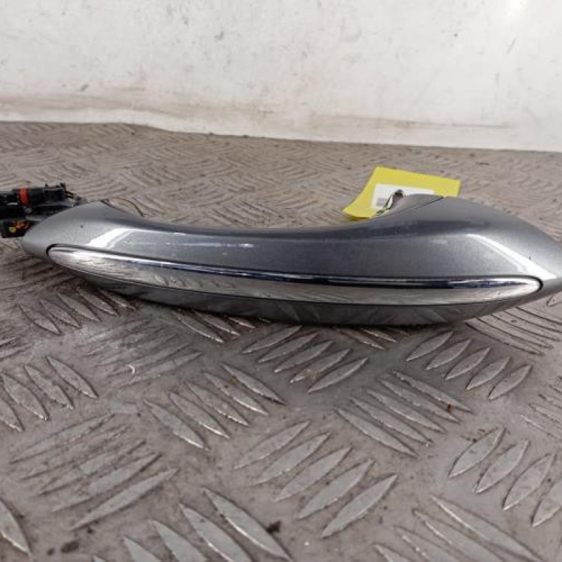 Poignee porte avant droit BMW SERIE 5 F07 GRAN TURISMO