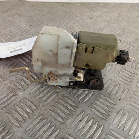 Serrure arriere droit RENAULT CLIO 2 Photo n°1