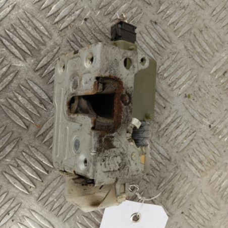 Serrure arriere droit RENAULT CLIO 2