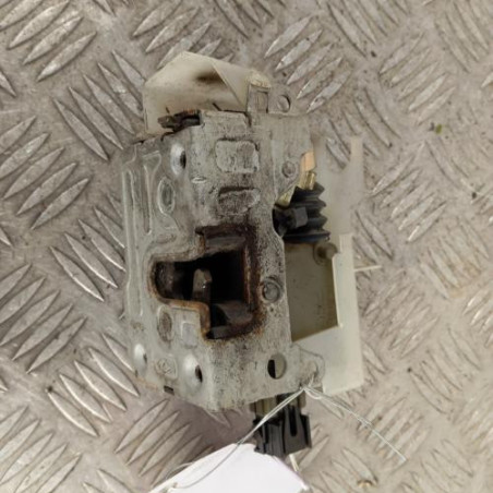 Serrure arriere gauche RENAULT CLIO 2