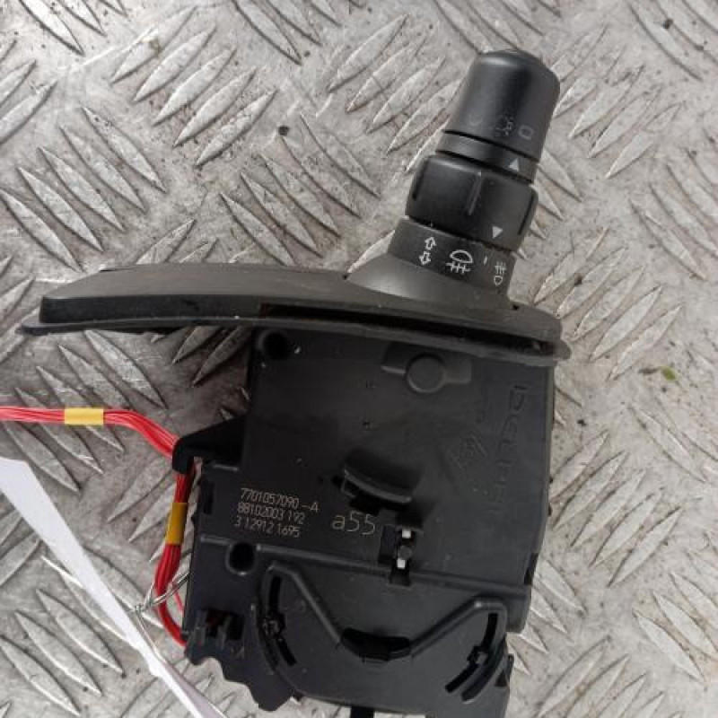 Commodo phare RENAULT CLIO 3