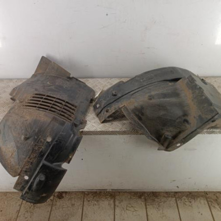 Pare boue avant droit RENAULT TRAFIC 3 COURT Photo n°1