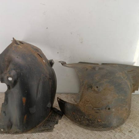 Pare boue avant gauche RENAULT MODUS Photo n°1