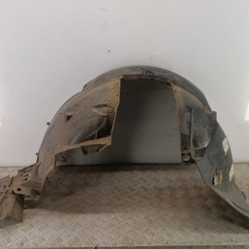 Pare boue avant droit DACIA SANDERO 2