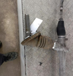 Cremaillere assistee TOYOTA VERSO Photo n°5