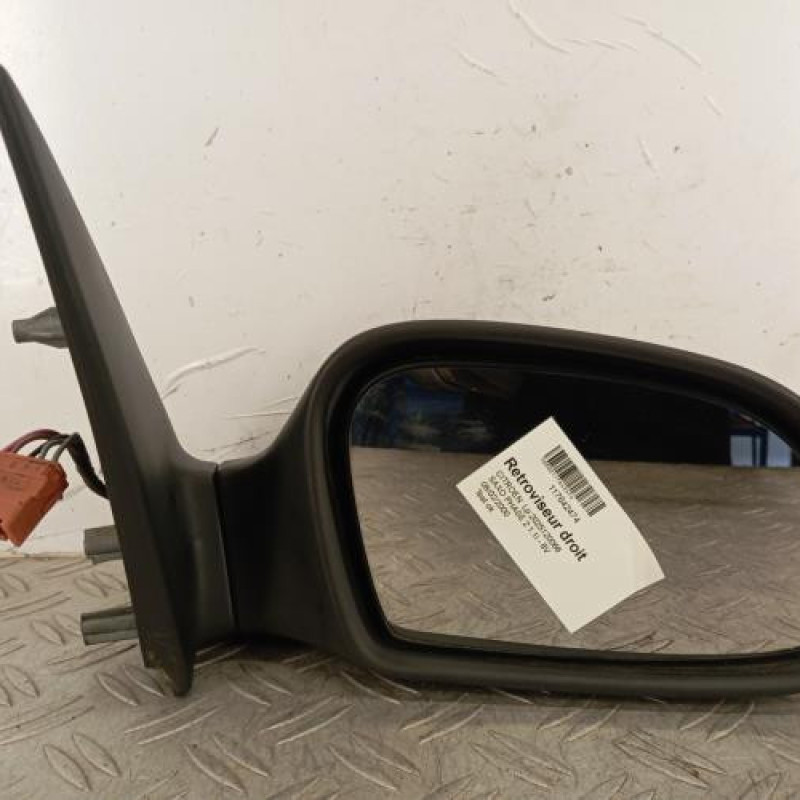 Retroviseur droit CITROEN SAXO