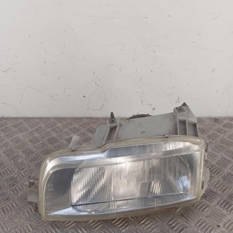 Optique avant principal gauche (feux)(phare) RENAULT R21