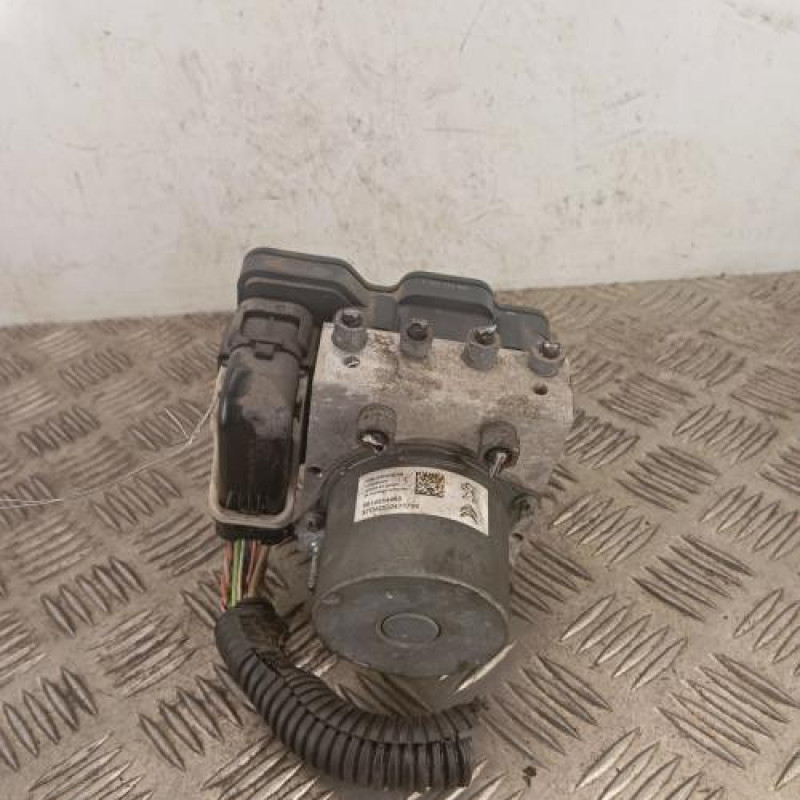 Bloc ABS (freins anti-blocage) PEUGEOT PARTNER 2 Bloc ABS (freins anti-blocage) PEUGEOT PARTNER 2