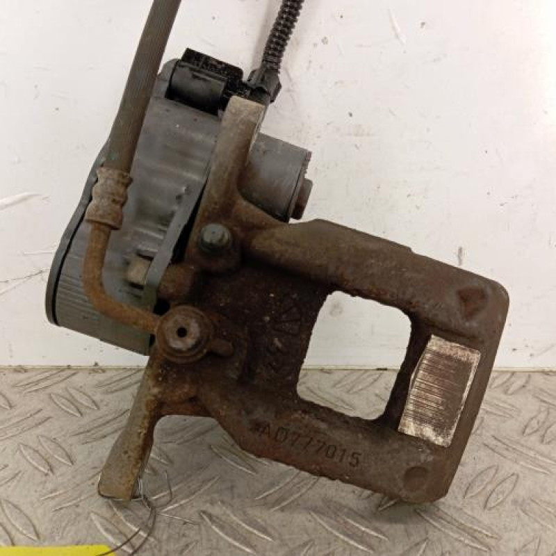 Etrier arriere droit (freinage) PEUGEOT 5008 2 Etrier arriere droit (freinage) PEUGEOT 5008 2