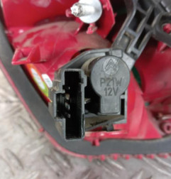 Feu arriere secondaire gauche (feux) CITROEN C5 2 Photo n°3