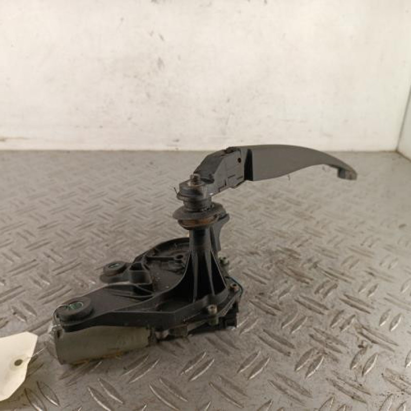 Moteur essuie glace arriere OPEL MERIVA A