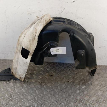 Pare boue arriere gauche PEUGEOT 208 2