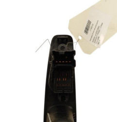 Interrupteur de leve vitre arriere gauche NISSAN QASHQAI 1 Photo n°3