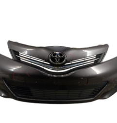 Pare choc avant TOYOTA YARIS 3 Photo n°1