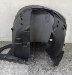 Pare boue avant droit PEUGEOT 2008 1