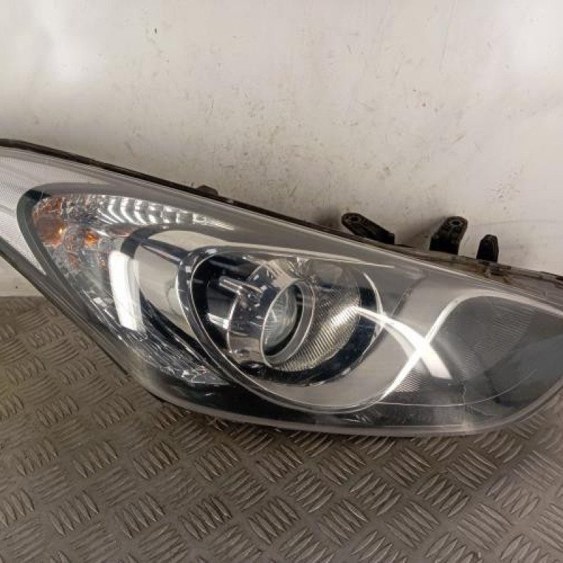Optique avant principal droit (feux)(phare) HYUNDAI I 30 2