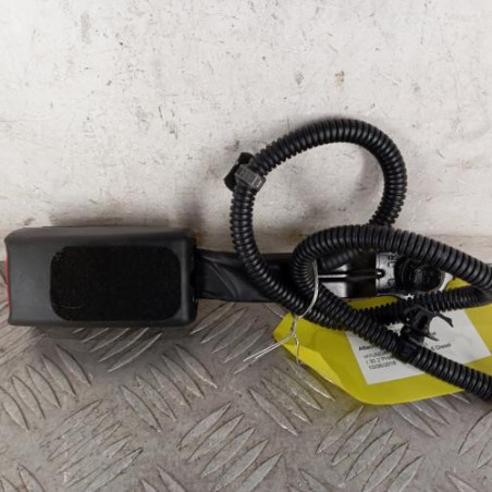 Attache ceinture avant gauche HYUNDAI I 30 2