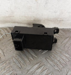 Interrupteur de leve vitre arriere droit HYUNDAI I 30 2 Photo n°1