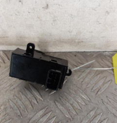 Interrupteur de leve vitre avant droit HYUNDAI I 30 2