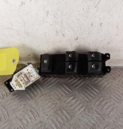 Interrupteur de leve vitre avant gauche HYUNDAI I 30 2 Photo n°1