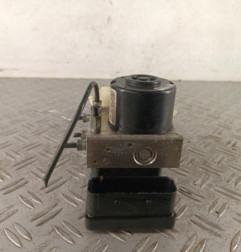 Bloc ABS (freins anti-blocage) TOYOTA YARIS 2