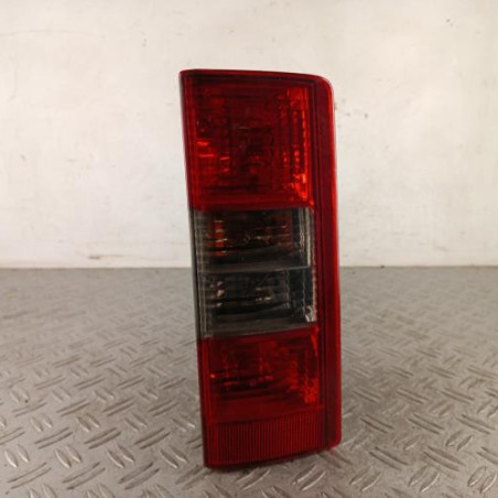 Feu arriere principal droit (feux) OPEL COMBO C Photo n°1