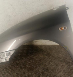 Aile avant gauche SEAT IBIZA 3 Photo n°1