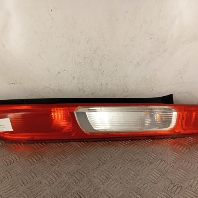 Feu arriere principal droit (feux) FORD FOCUS 2