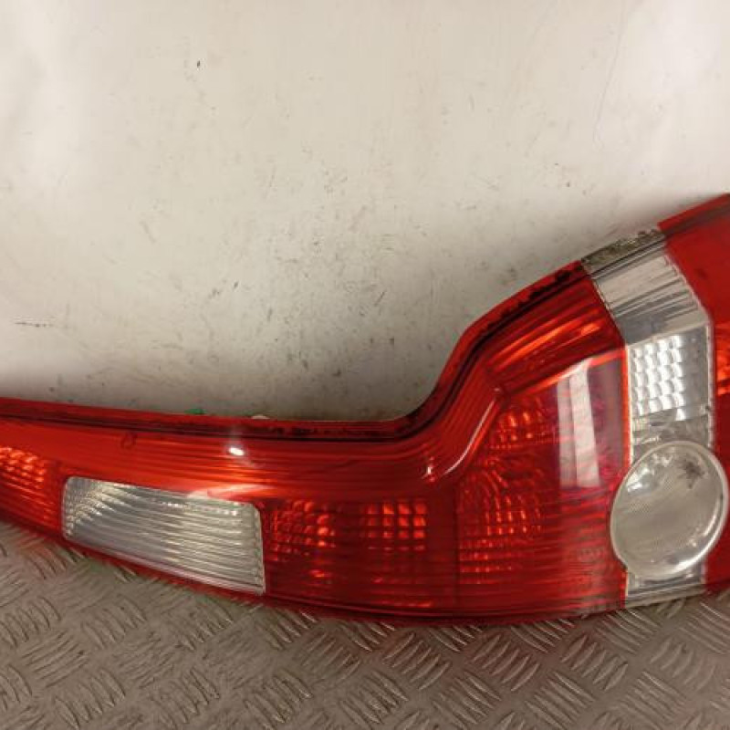 Feu arriere principal droit (feux) VOLVO V 50